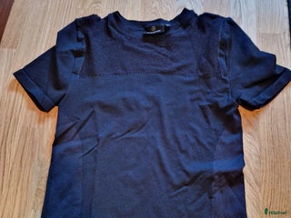 Övrigt Ridkläder ryttarutrustning till salu: Funktions T-shirt. Svart i Hallstahammar - Annons 3