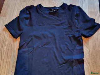 Övrigt Ridkläder ryttarutrustning till salu: Funktions T-shirt. Svart i Hallstahammar - Annons 4