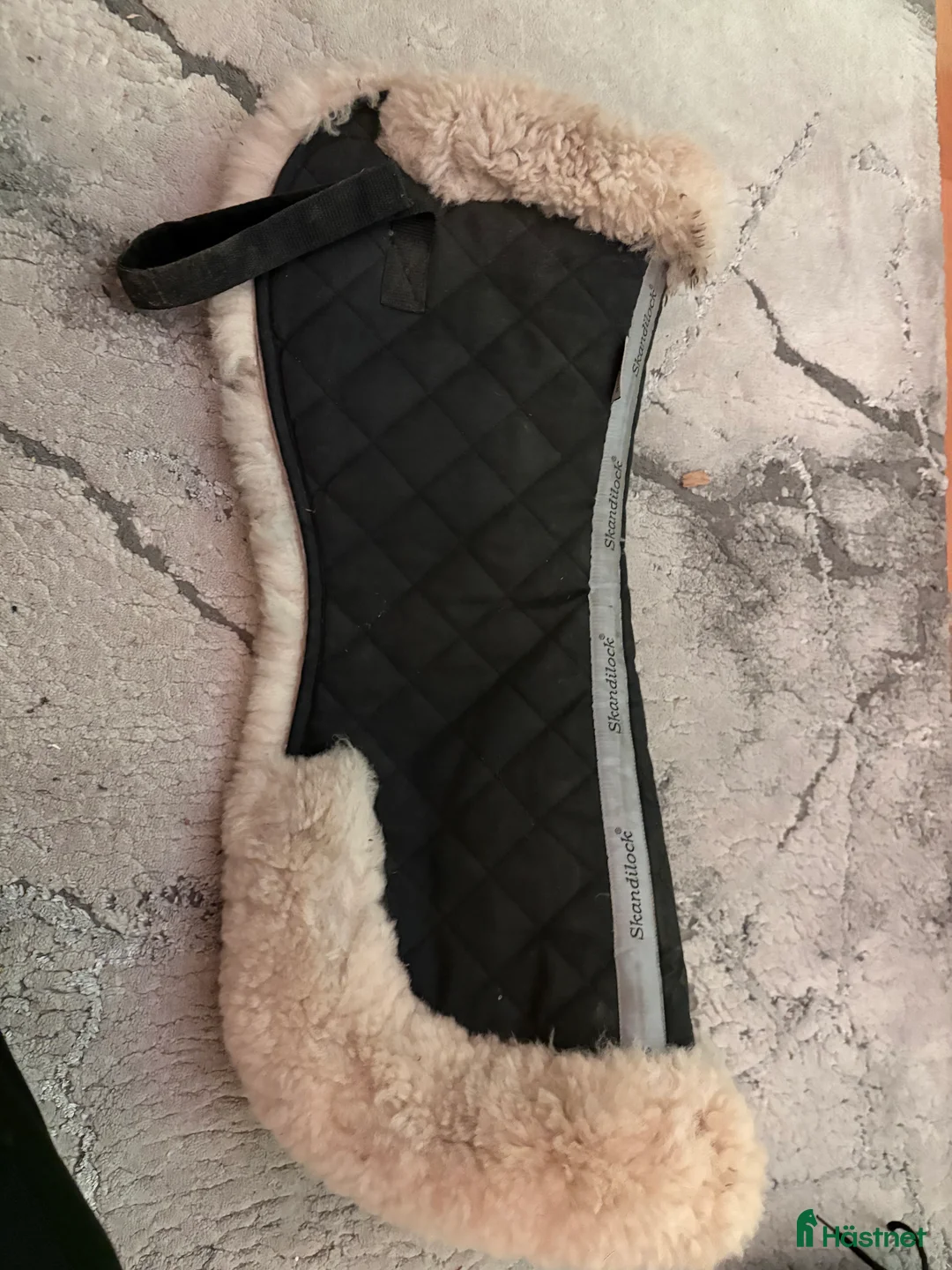 Sadeltillbehör hästutrustning till salu: Fårskinspadd  - Annons 2