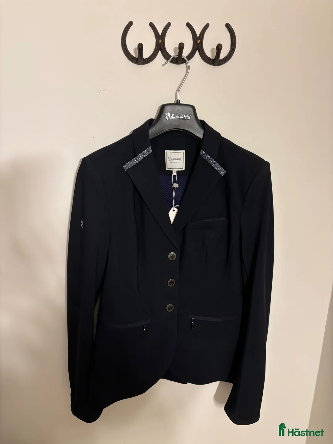 Jackor & Kavajer ryttarutrustning till salu: Samshield kavaj  i Vetlanda - Annons 1