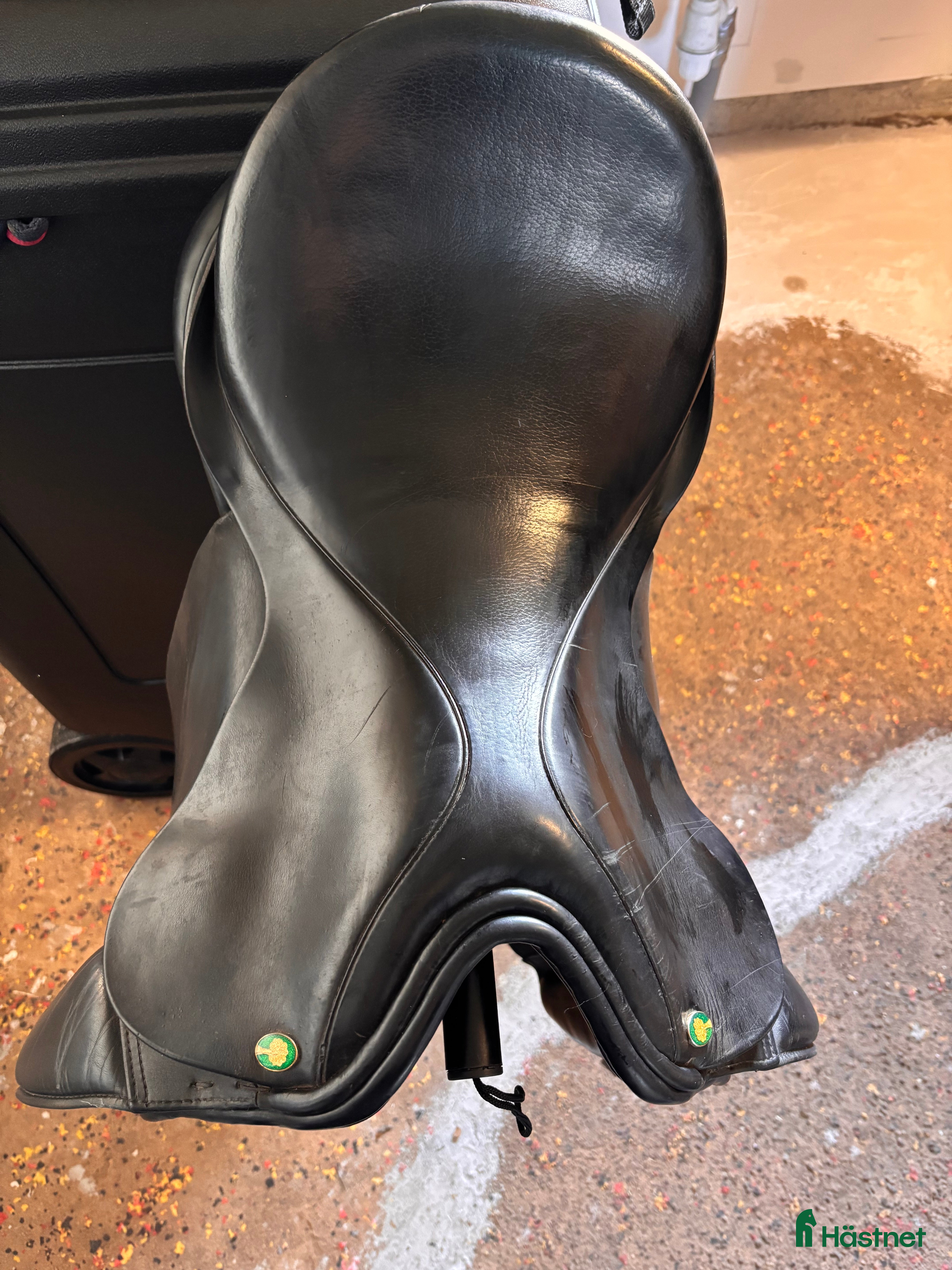 Sadlar hästutrustning Ställbar dressyrsadel  i Tibro - Annons 2