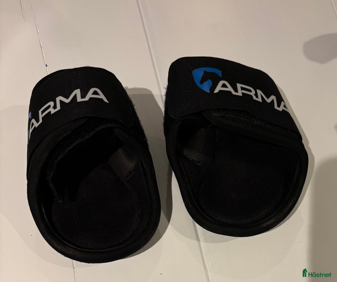 Benskydd hästutrustning till salu: Arma bakskydd  i Sölvesborg - Annons 2