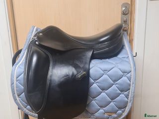 Sadlar hästutrustning till salu: Amerigo Vega Island i Hamneda - Annons 22