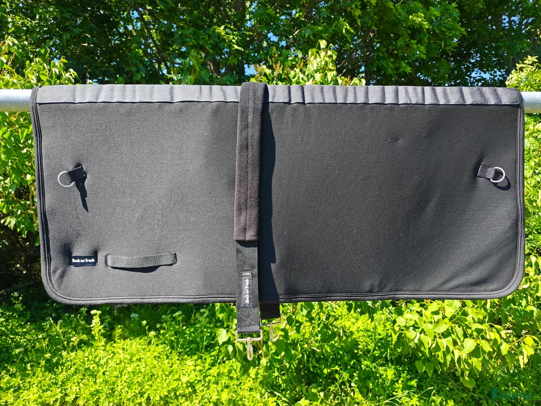 Övrig Hästutrustning hästutrustning till salu: Welltex ryggvärmare - Annons 1