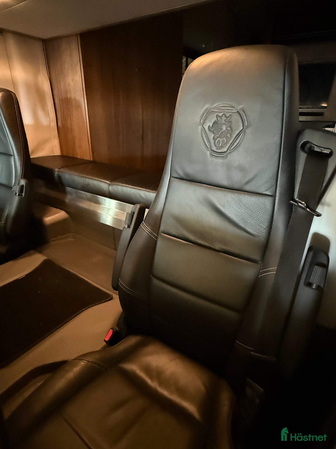 Hästlastbilar  fordon & transport till salu: Exklusiv 6-hästars Scania hästlastbil Horsepartner i Laholm - Annons 25