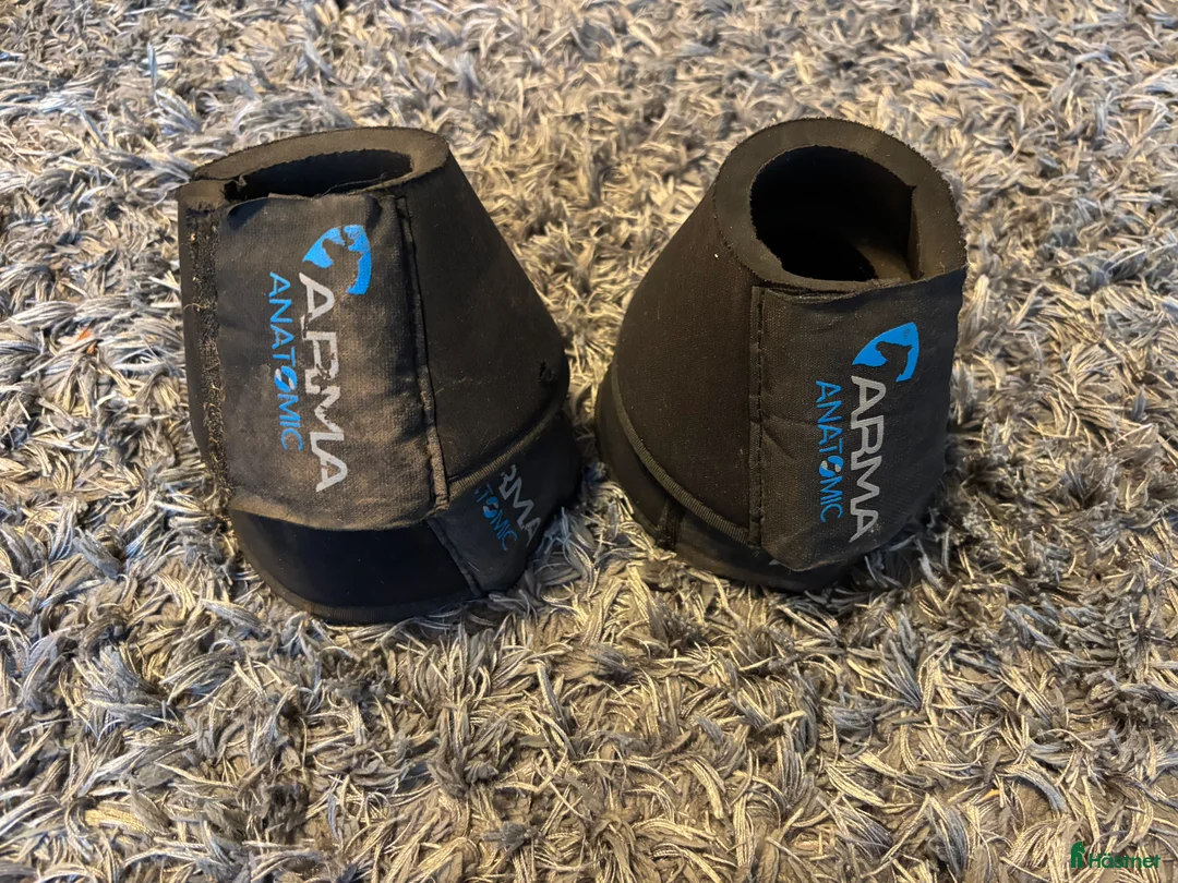 Benskydd hästutrustning till salu: Arma boots  - Annons 1