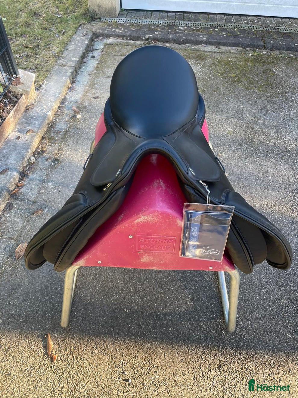 Sadlar hästutrustning till salu: Universell allroundsadel. i Stockholm - Annons 5