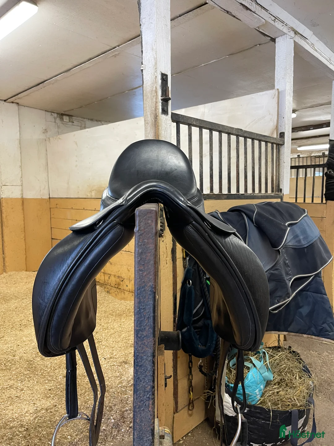 Sadlar hästutrustning till salu: Bates Innova S 16,5-17 tum - Annons 2