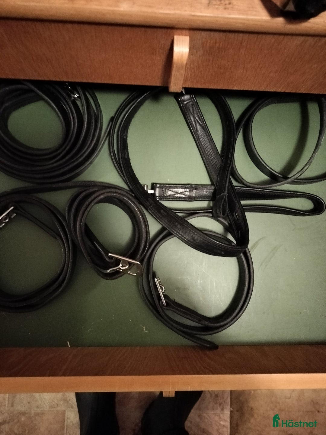 Stigbyglar hästutrustning till salu: Stigbyglar och stigläder i Luleå - Annons 2