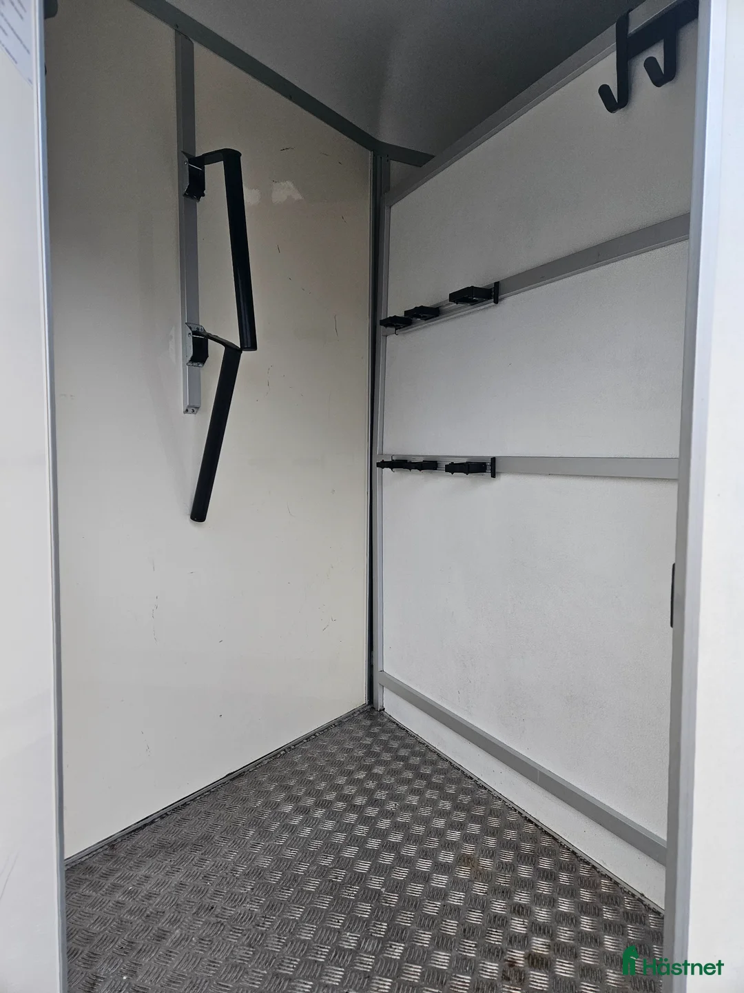 Hästtransporter  fordon & transport till salu: Umesläp B60 -13 | Kamera | Dubbla skötdörrar |  - Annons 8