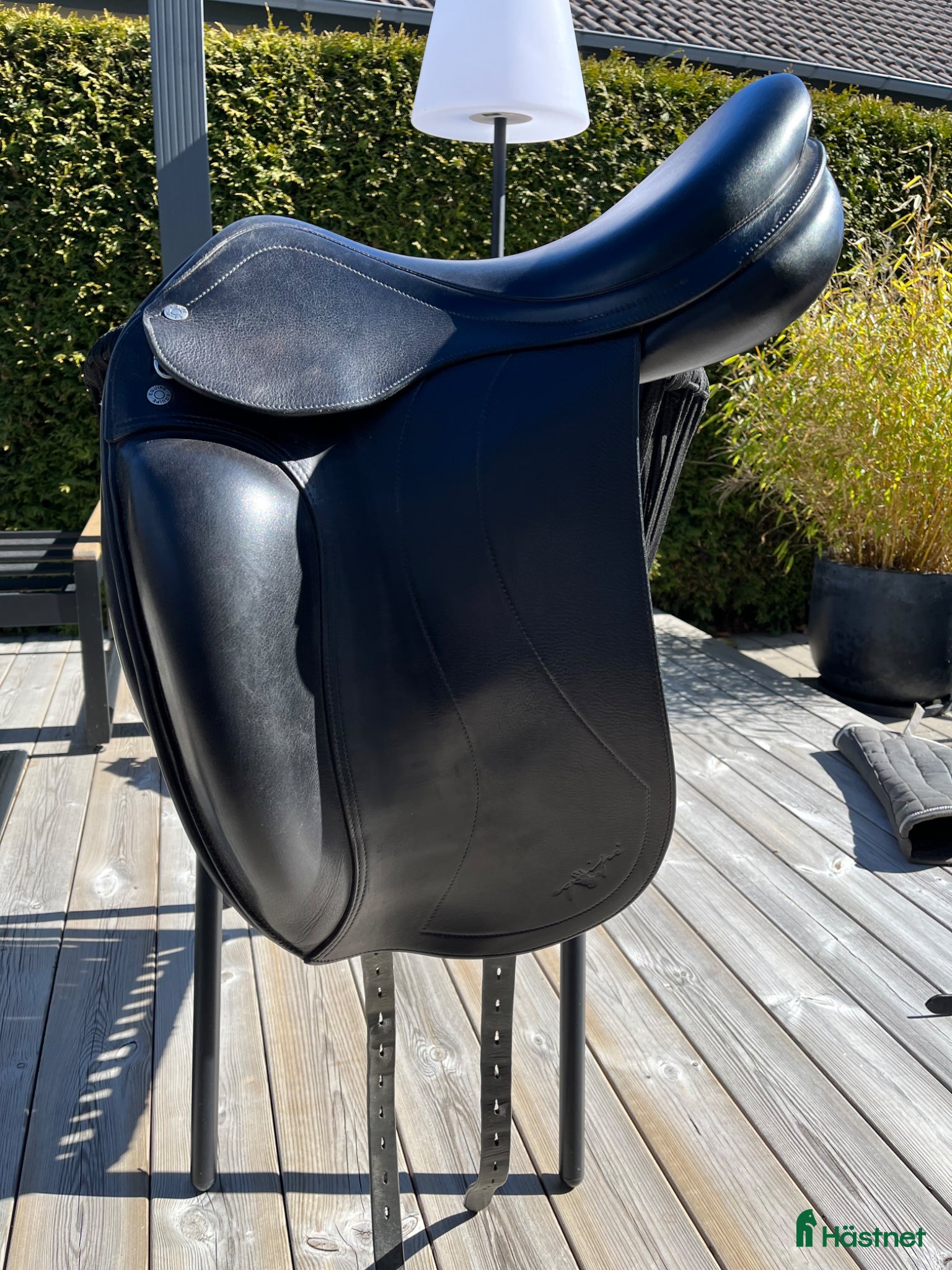 Sadlar hästutrustning Equipe Emporio Iceland i fint skick. - Annons 2