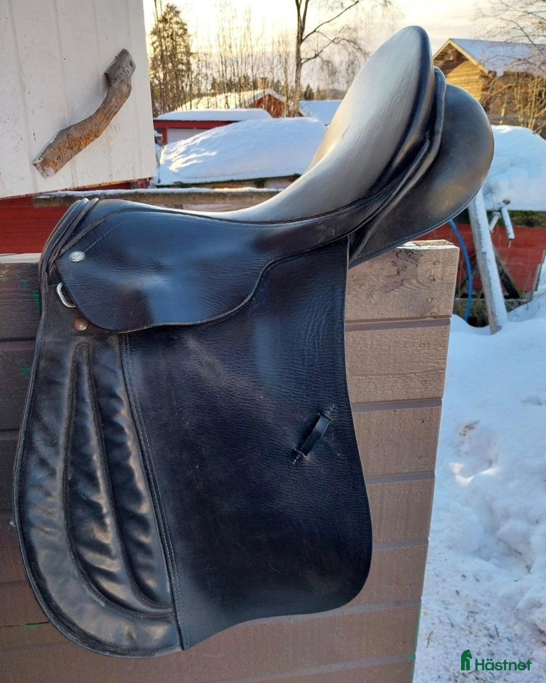 Sadlar hästutrustning till salu: Hubertus allroundsadel 17,5  i Kungsör - Annons 2
