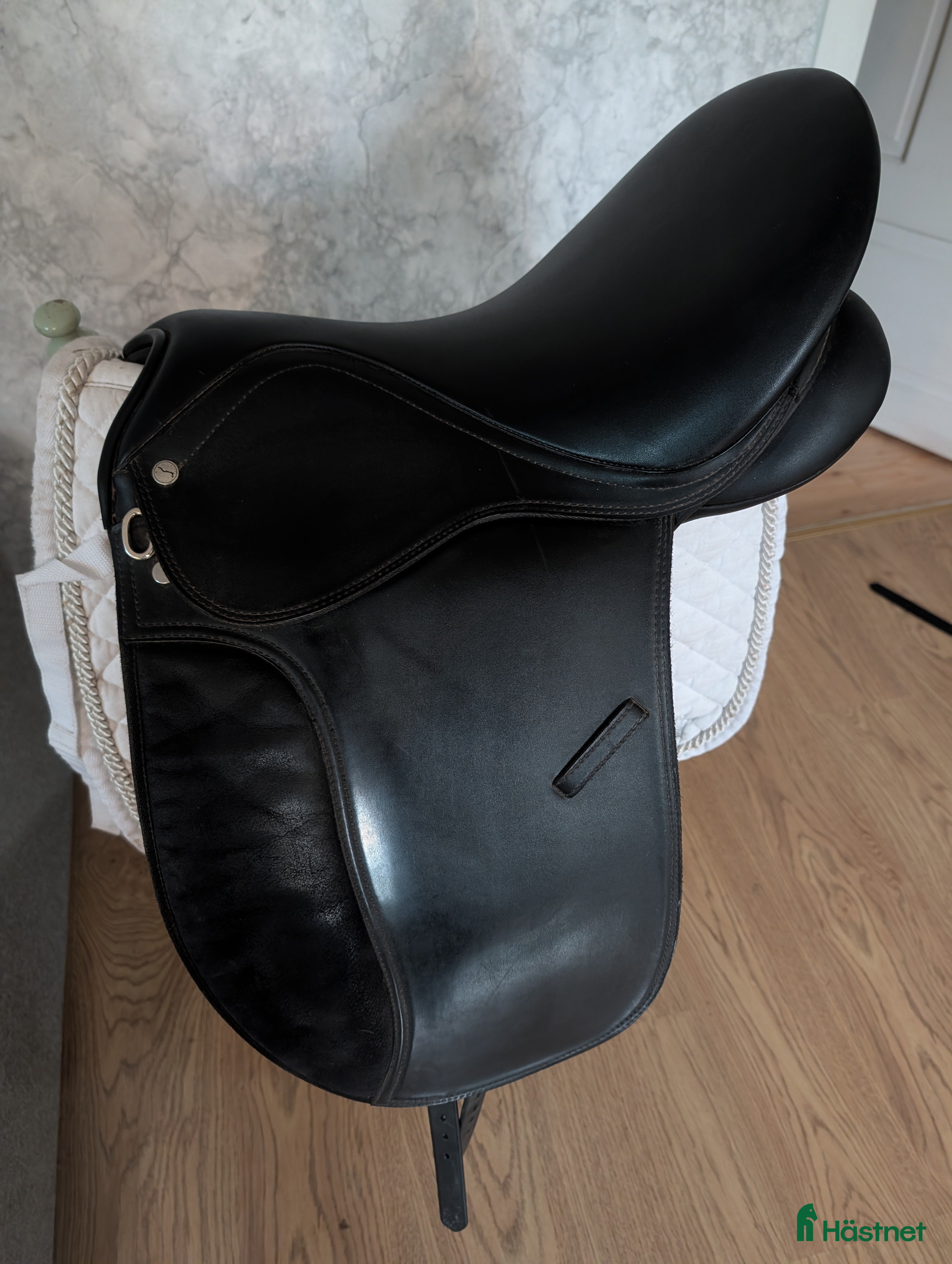 Sadlar hästutrustning Dressyrsadel 16" - Annons 15