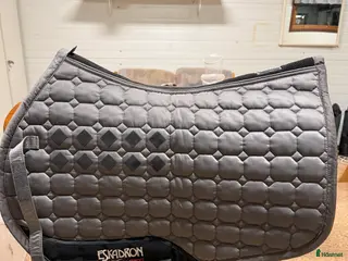 Schabrak & Vojlockar hästutrustning Eskadron shabrack - Annons 1