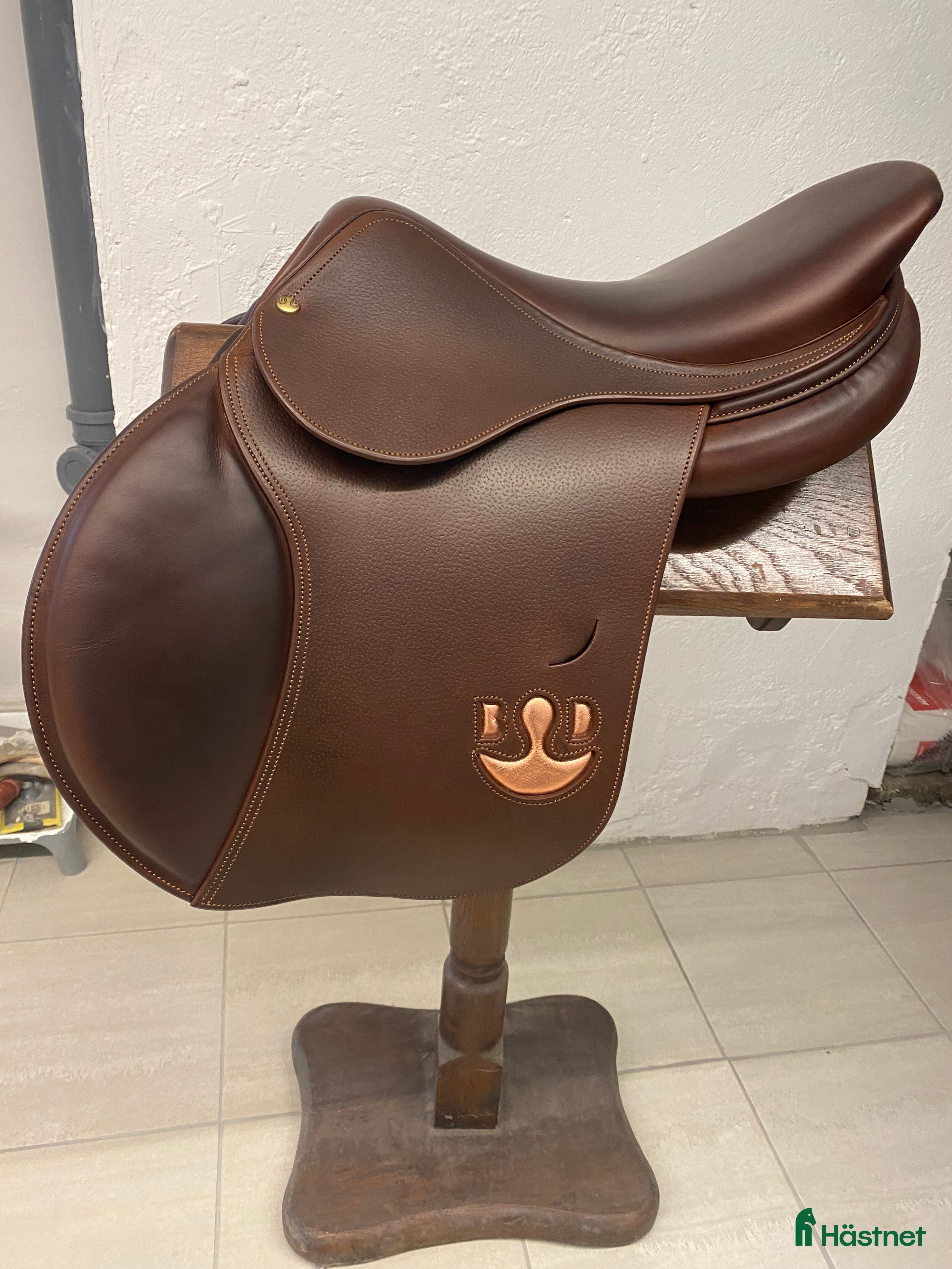 Sadlar hästutrustning till salu: Bruno Delgrange som ny i Västerås - Annons 4
