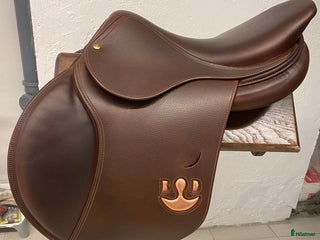 Sadlar hästutrustning till salu: Bruno Delgrange som ny i Västerås - Annons 3