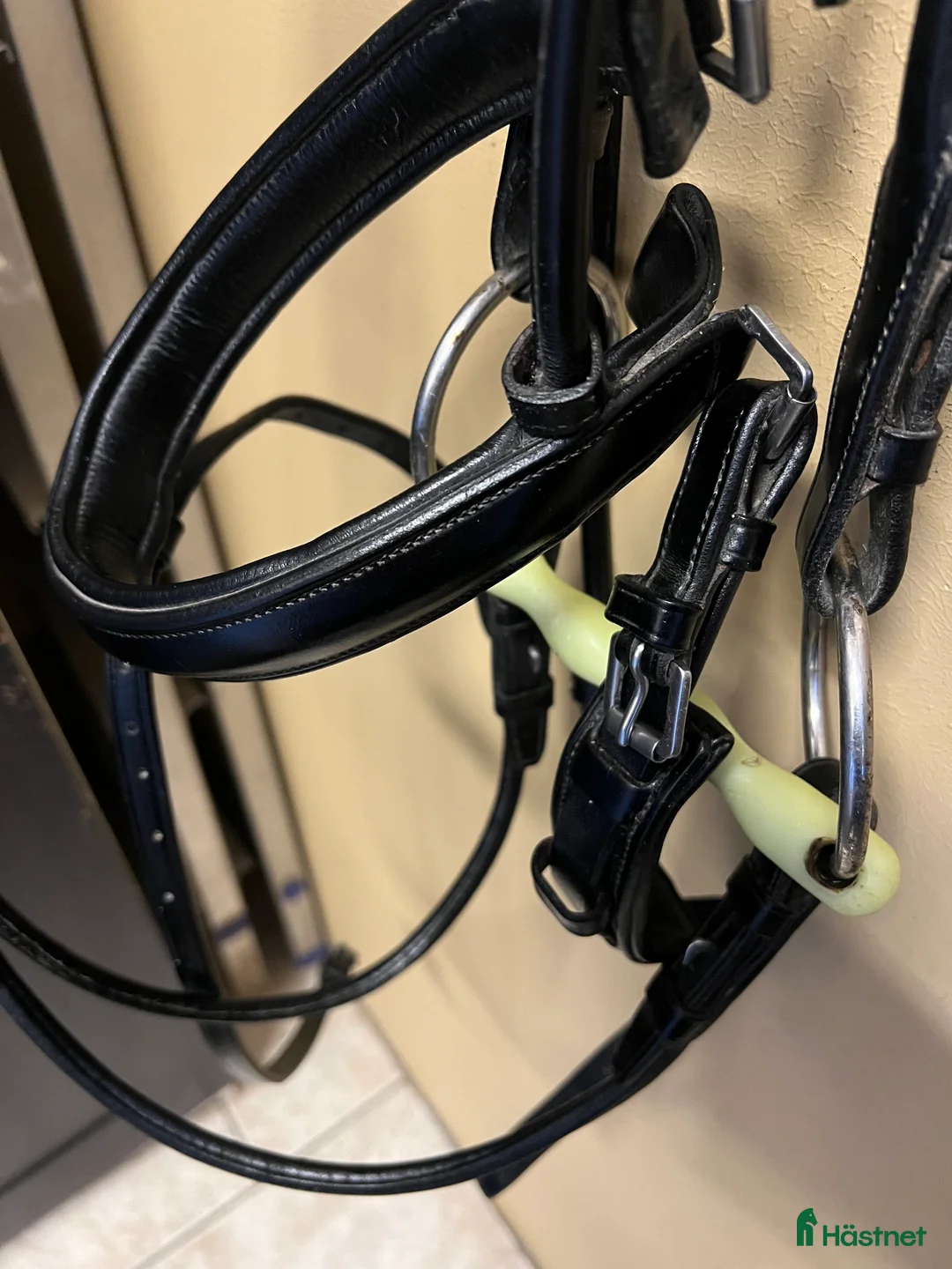 Träns hästutrustning till salu: Dressyrträns Classic i Ödsmål - Annons 3