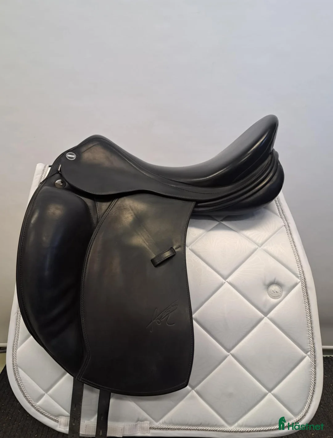 Sadlar hästutrustning till salu: Erreplus Adelinde i Färnäs - Annons 1