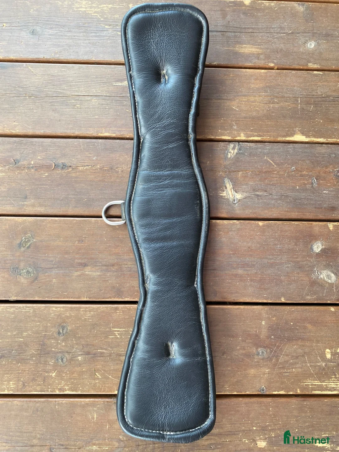 Sadeltillbehör hästutrustning till salu: Svart Fairfield dressyrgjord 50 cm  - Annons 2