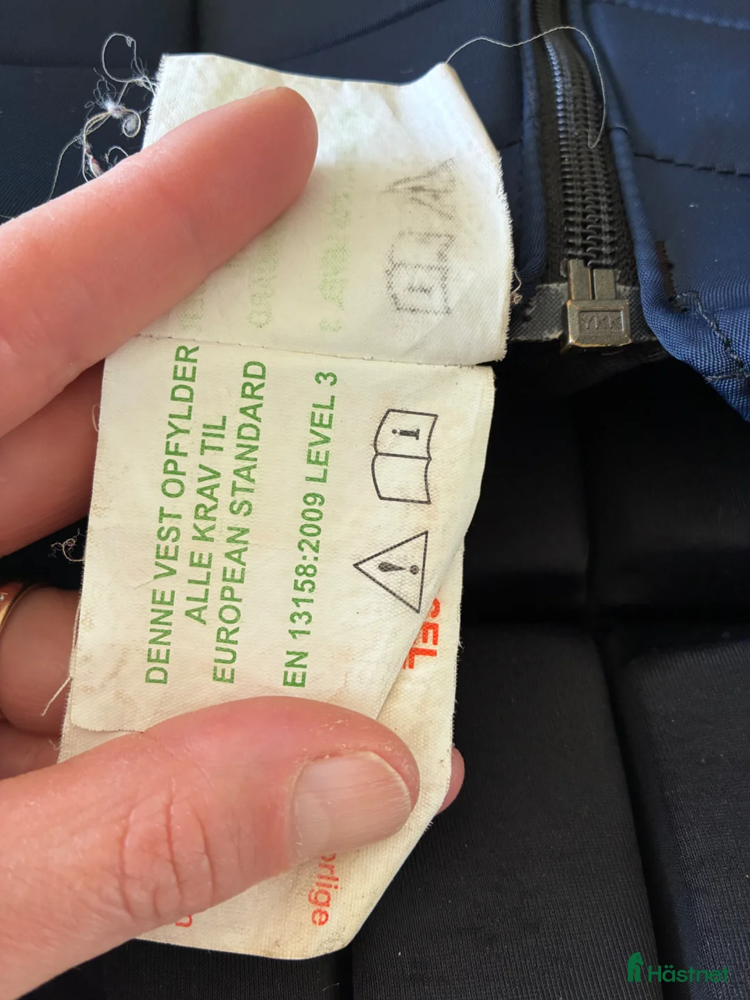 Säkerhetsvästar ryttarutrustning till salu: Säkerhetsväst Riders company  i Västervik - Annons 6