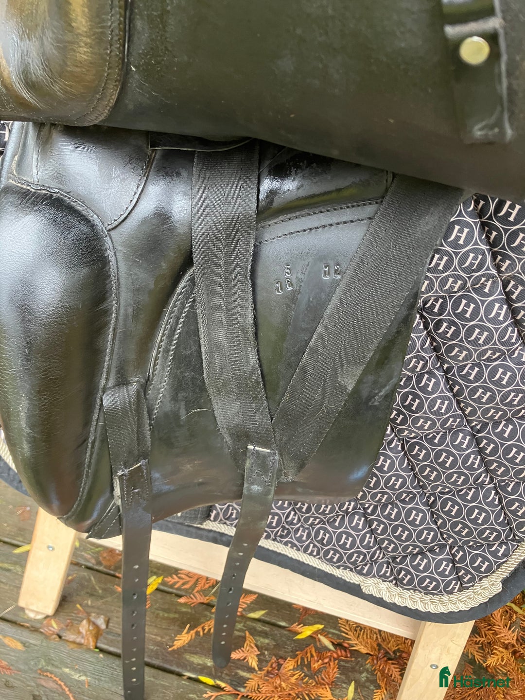 Sadlar hästutrustning till salu: Dressyrsadel Globus click i Hammarö - Annons 4