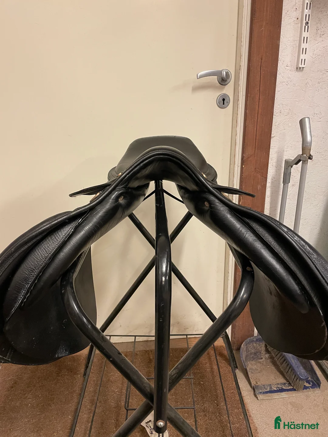 Sadlar hästutrustning till salu: Hoppsadel - Annons 2