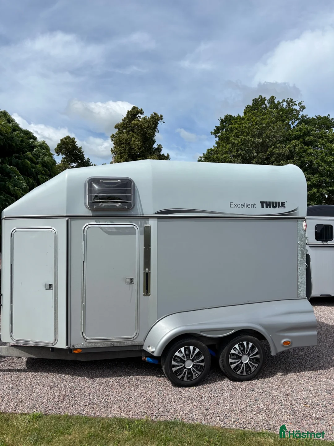 Hästtransporter  fordon & transport till salu: Thule Excellent -07 - Annons 1