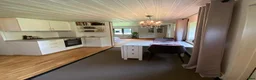  stallplats finnes: Hela stallet & Cottage Rent– Run Your Own Business - Annons 33