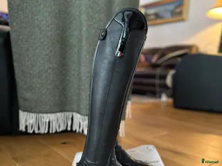 Ridstövlar ryttarutrustning till salu: Ridstövlar Pioneer Horseline Atena - Annons 1