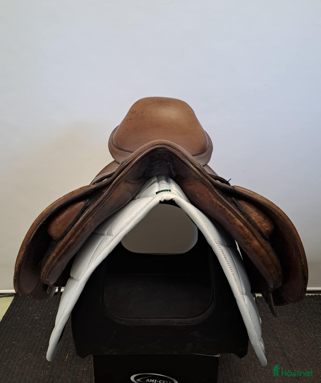 Sadlar hästutrustning till salu: Santa Cruz Celine 16,5 XXW i Färnäs - Annons 2