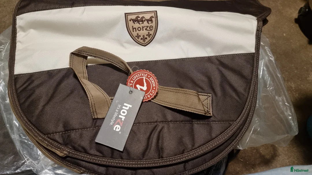 Sadeltillbehör hästutrustning till salu: Sadelväskor i Landvetter - Annons 2