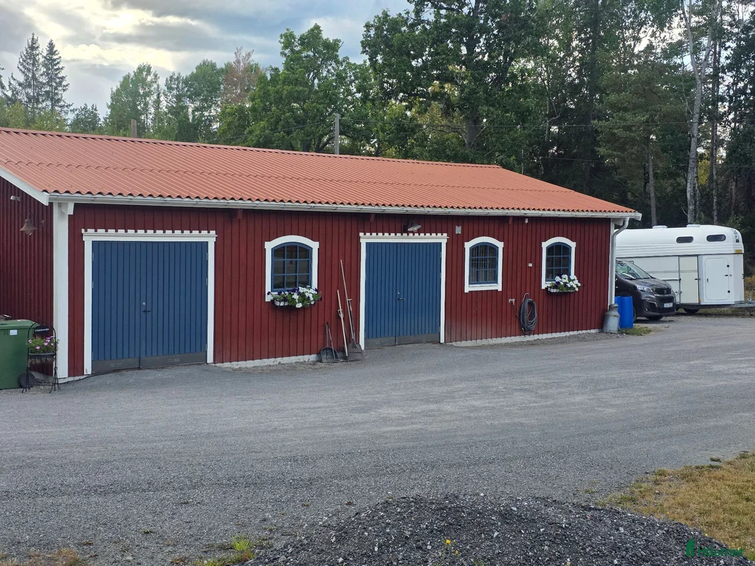  stallplats finnes: Ledig plats i Österhaninge  - Annons 1