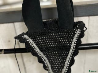 Övrig Hästutrustning hästutrustning till salu: Svart huva med bling diamanter i Trelleborg - Annons 3