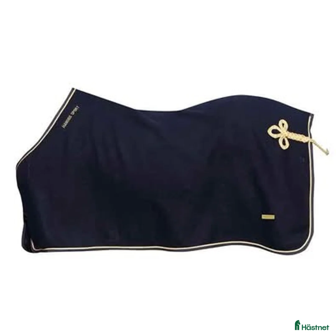 Täcken hästutrustning till salu: Ylletäcke NYA i Ockelbo - Annons 1