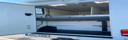 Hästlastbilar  fordon & transport till salu: 1100 kg lastvikt! B-kort hästlastbil m sovdel - Annons 10
