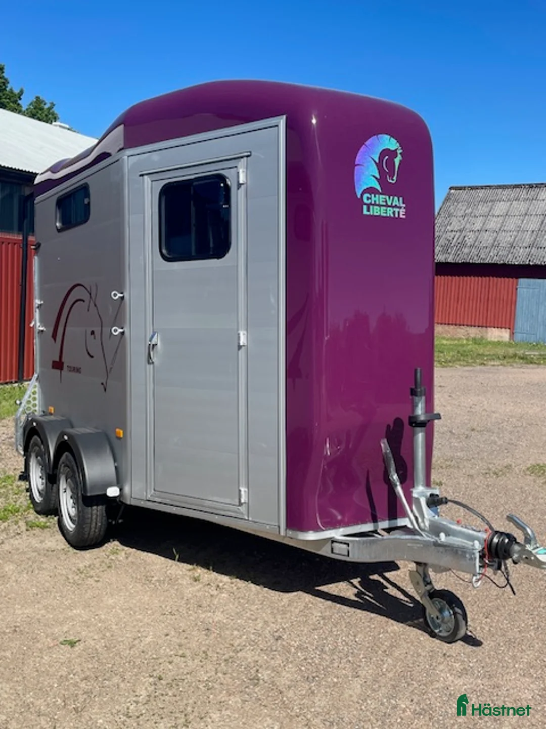 Hästtransporter  fordon & transport till salu: PURPLE - Touring Country fronturlastn och sadelk - Annons 1