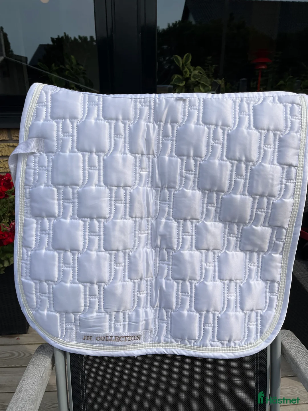 Schabrak & Vojlockar hästutrustning till salu: Fint tävlingsschabrak i Halmstad - Annons 2