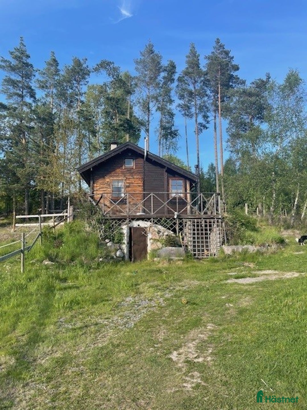  lägenhet till salu: Stuga med boxplats uthyres på gård i Mariefred i Mariefred - Bild 1