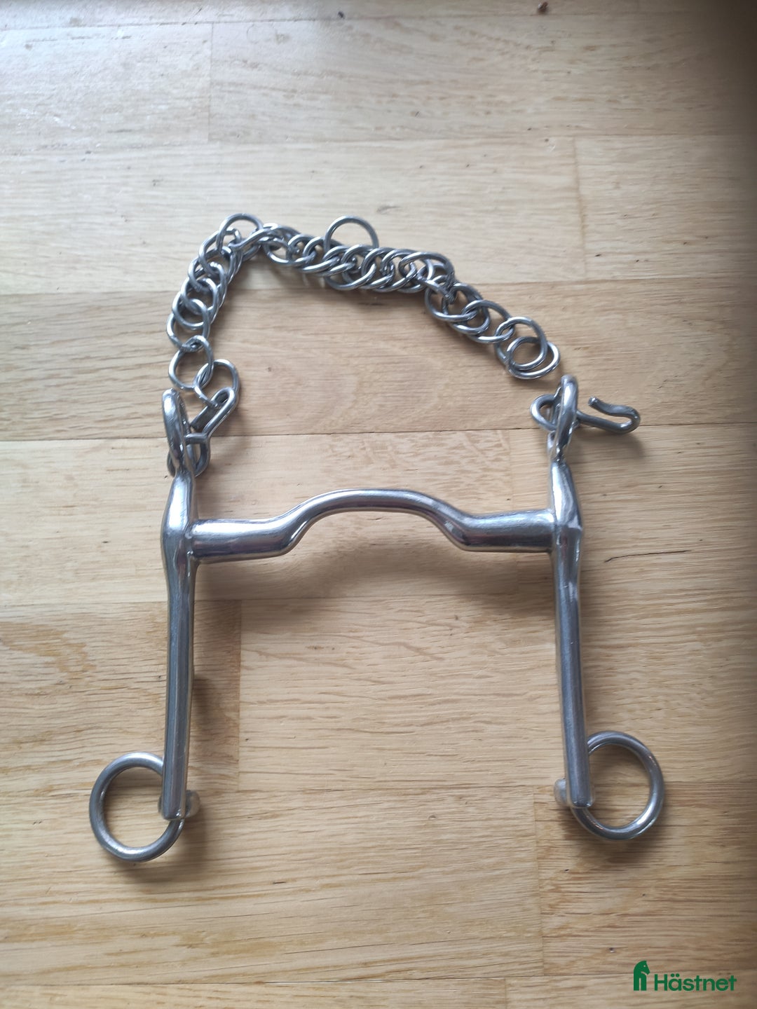 Bett hästutrustning till salu: Kandarstång med port i Järfälla - Annons 1