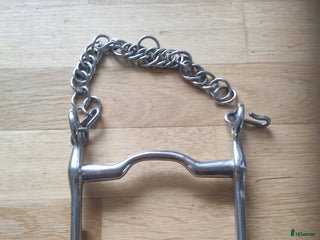 Bett hästutrustning till salu: Kandarstång med port i Järfälla - Annons 11