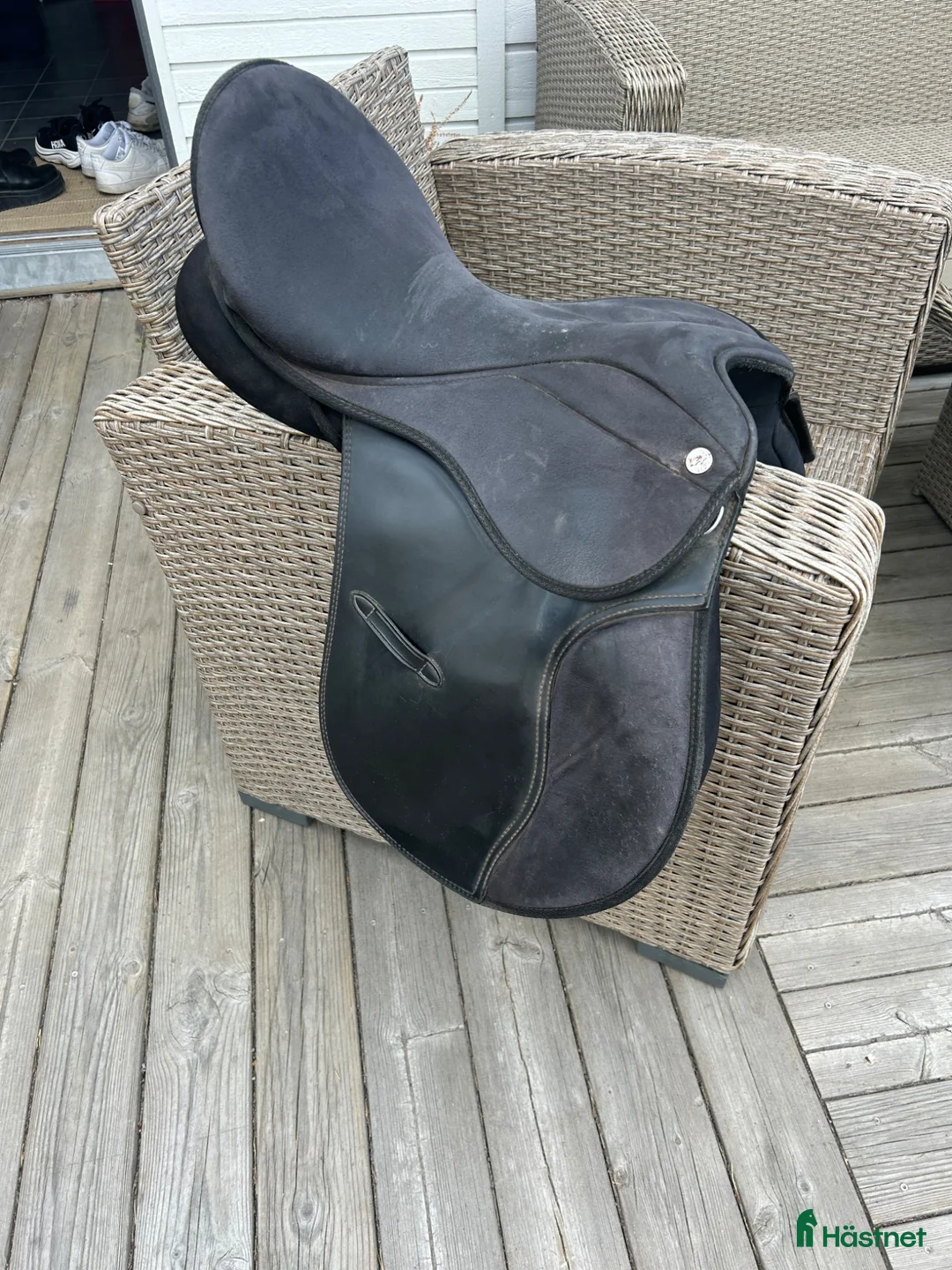 Sadlar hästutrustning till salu: Ridsadel - Annons 1