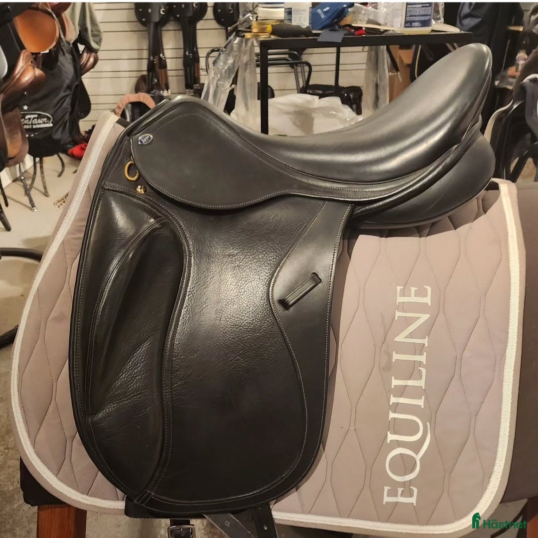 Sadlar hästutrustning Demo ex Lippo Integro 17,5"  i Kinnared - Annons 7