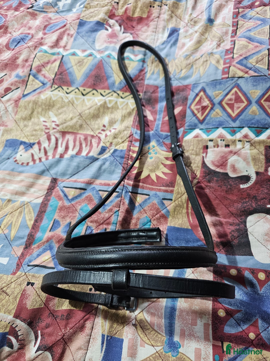 Träns hästutrustning till salu: Nosgrimmor svart och brun cob i Söråker - Annons 4