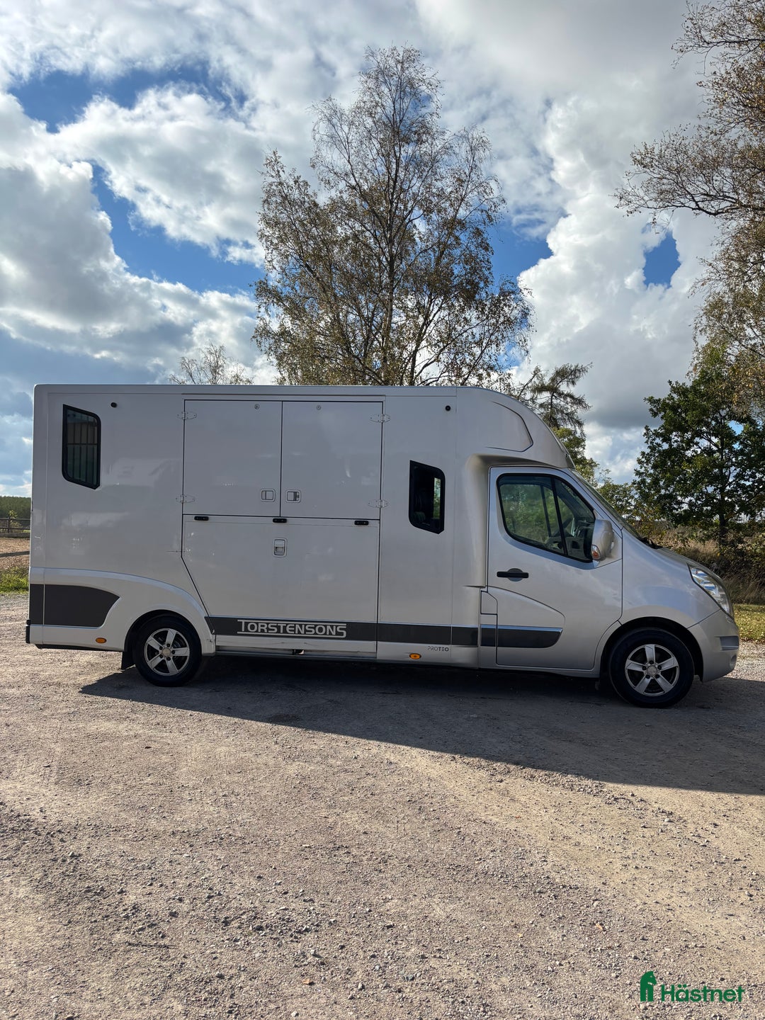 Hästlastbilar  fordon & transport till salu: Theault proteo 5L switch Hästlastbil  i Västerås - Annons 3