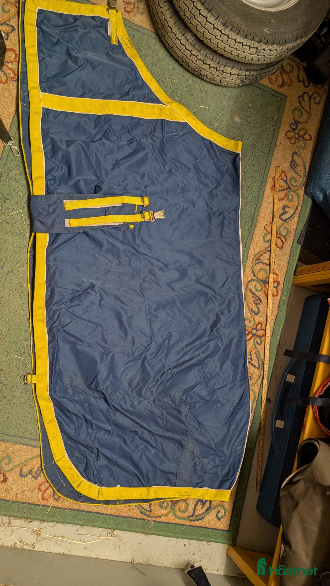 Täcken hästutrustning till salu: Travtäcke  i Skepplanda - Annons 1