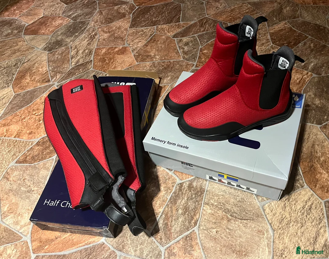 Ridstövlar ryttarutrustning till salu: Nya skor och chaps - Annons 1