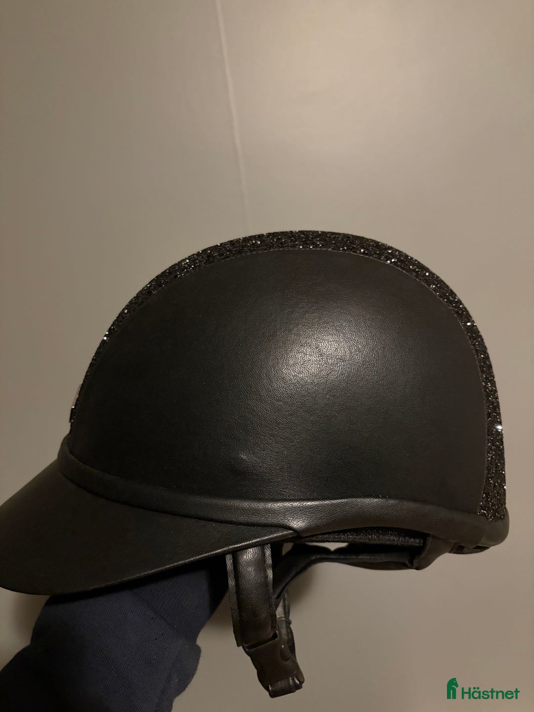 Hjälmar ryttarutrustning till salu: Charles Owen SP8 Plus i Finspång - Annons 2