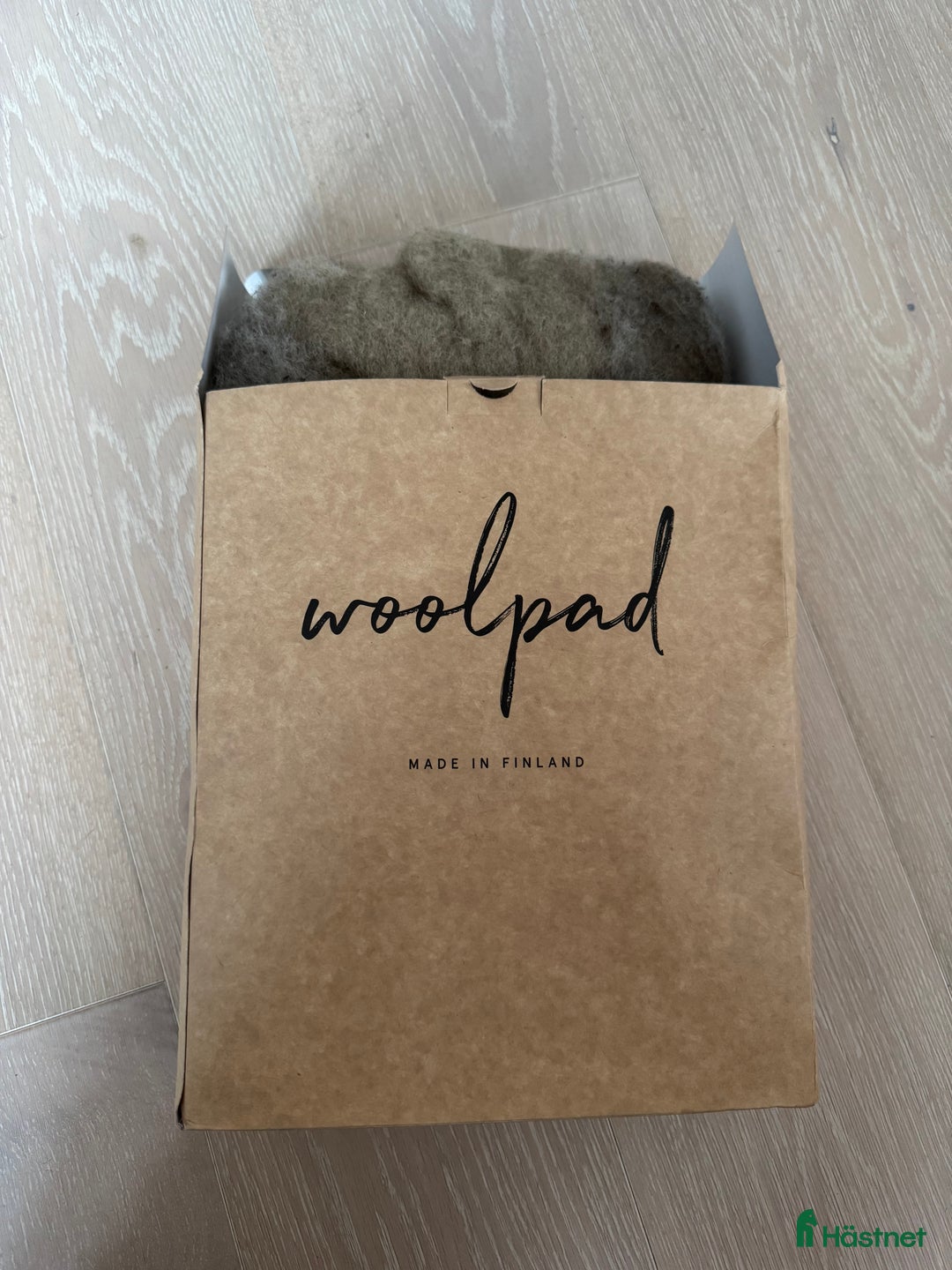 Benskydd hästutrustning till salu: Benlindor Mias och Eskadron + woolpad i Älvsjö - Annons 2