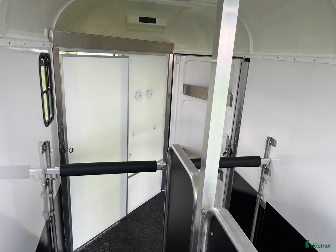 Hästtransporter  fordon & transport till salu: Forzab EQ2 med eller utan fronturlastning i Klippan - Annons 4