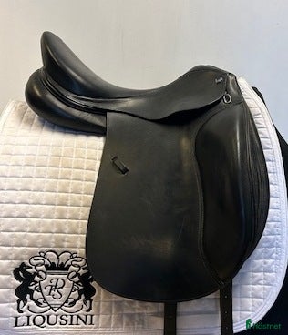 Sadlar hästutrustning Dressyrsadel Lippo Azzario - Annons 3